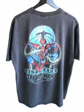 VTG Y2K Ultimate Spiderman Shirt XL Marvel Comic Tee Doc Ock Back Graphic Faded